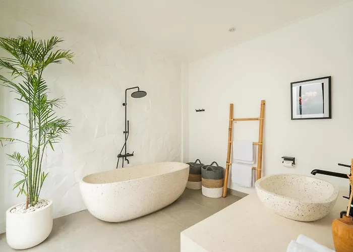 Villa Modern 3 Bedroom In The Heart Of *