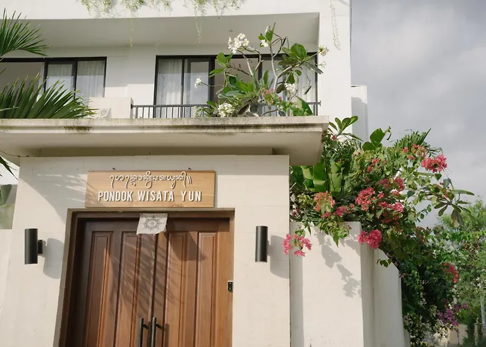 Villa Modern 3 Bedroom In The Heart Of Canggu (Bali)