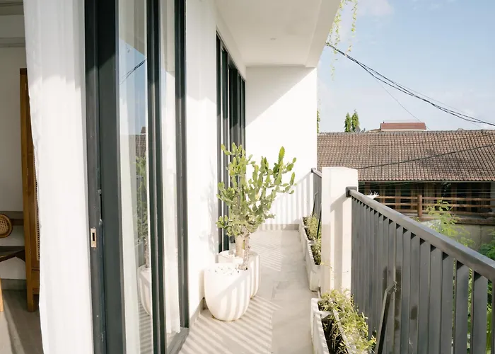 Modern 3 Bedroom In The Heart Of